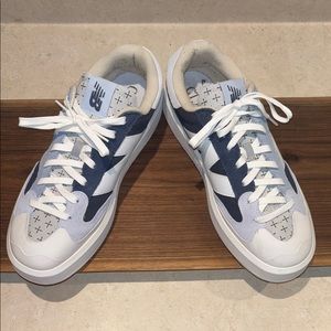 New Balance Blue and White Retro Sneakers
